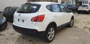 qashqai 2000 1