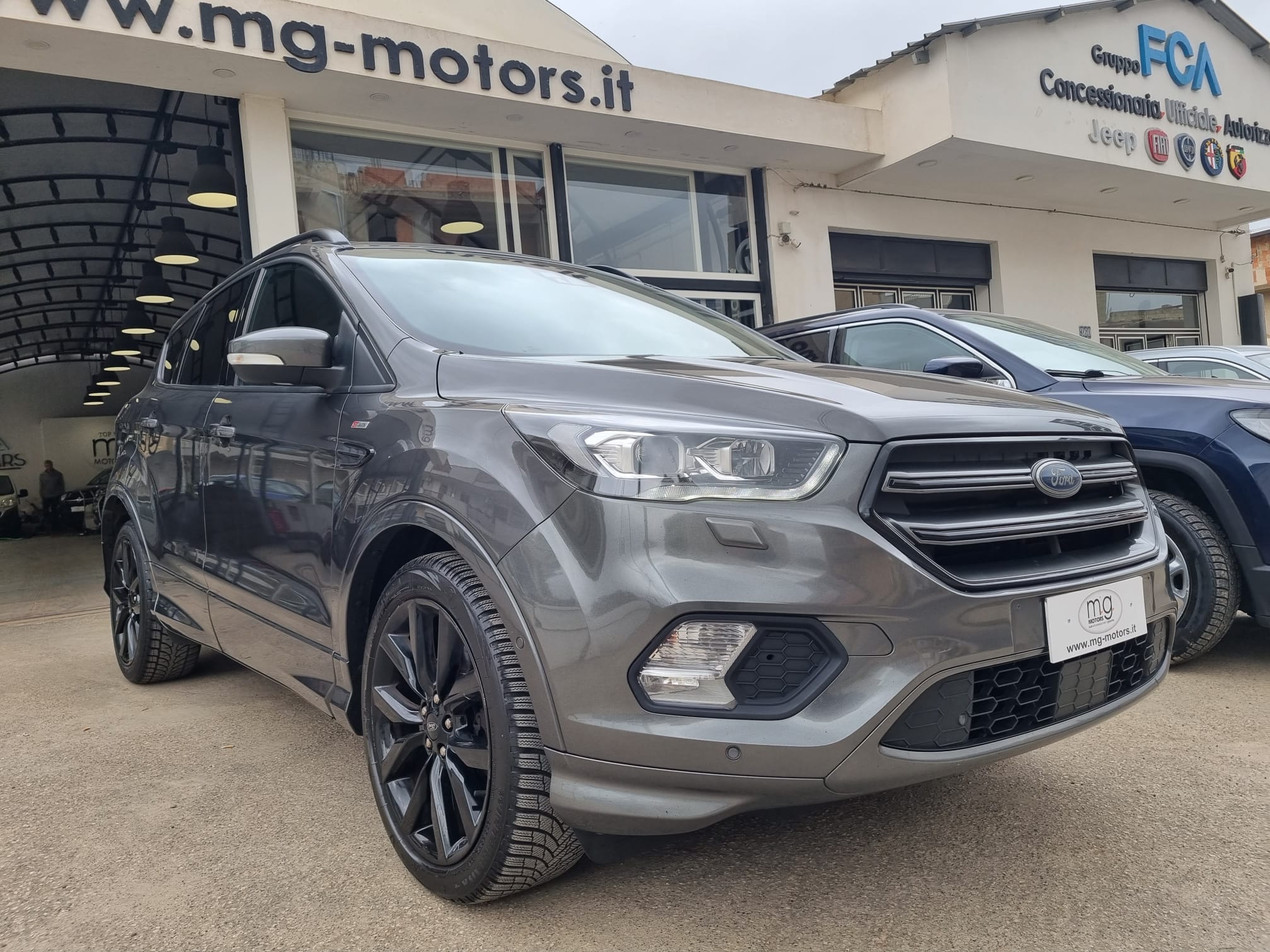 Auto Kuga FORD Nuove Montevarchi